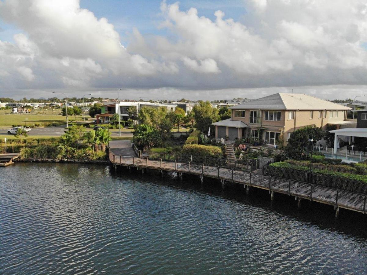 Serenity On The Lake - Maroochydore Apartment Exterior photo
